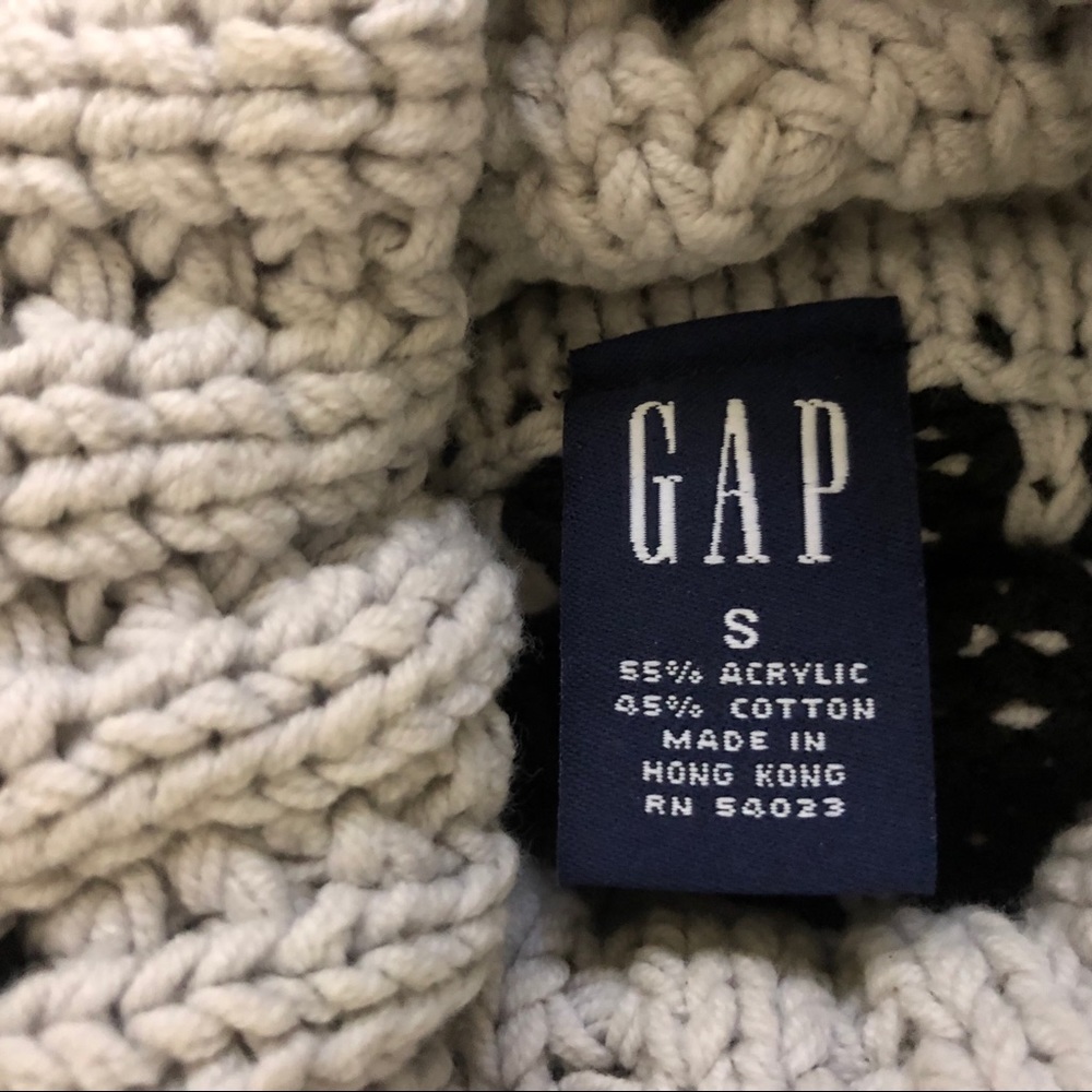 GAP Knitted Sweater - Picture 3 of 5